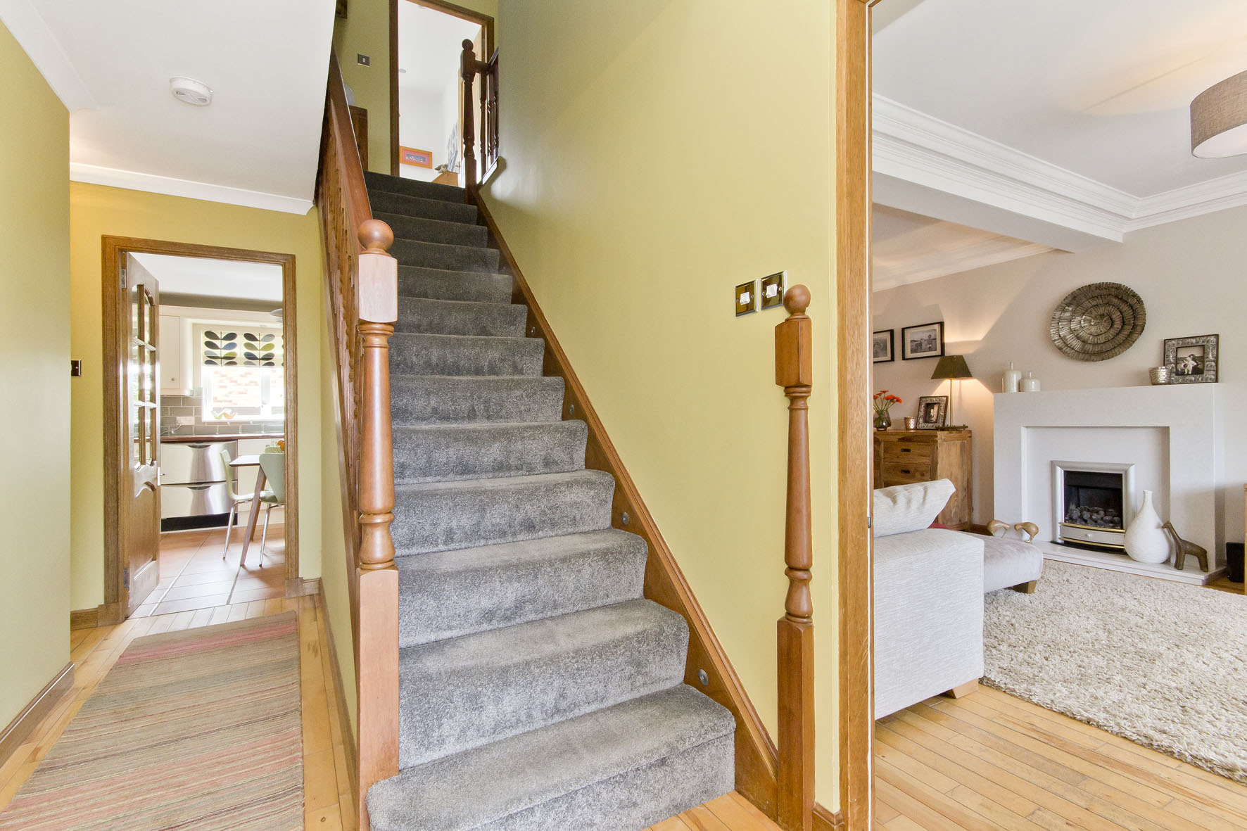 Image 02 - Hall.jpg